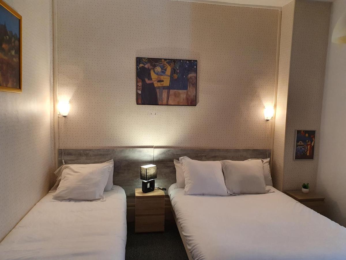 Hotel Riviera 2*