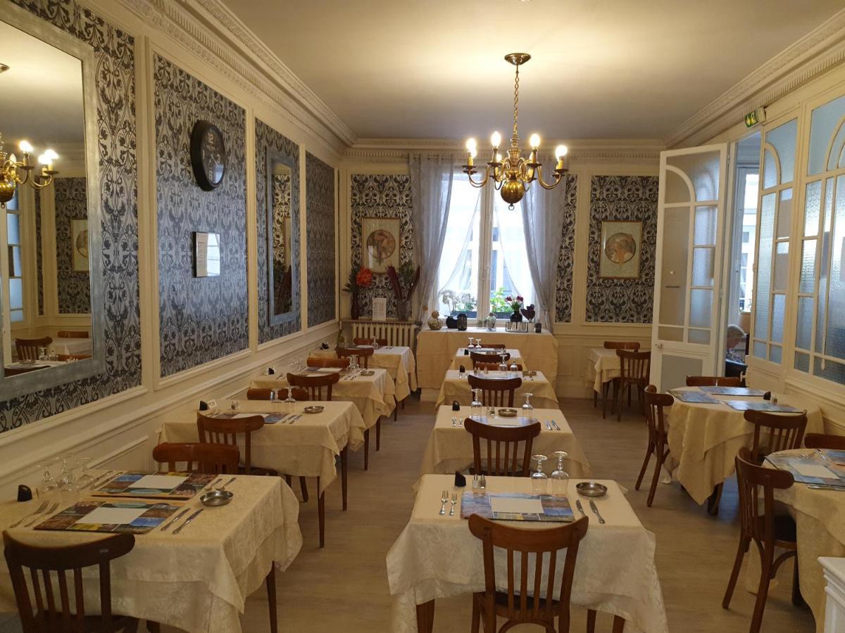 Riviera Hotel Vichy