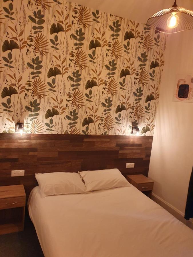 Riviera 2*