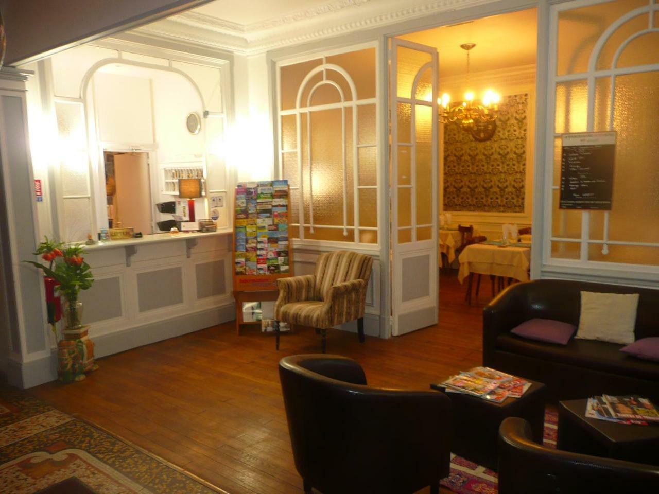 Riviera Hotel Vichy